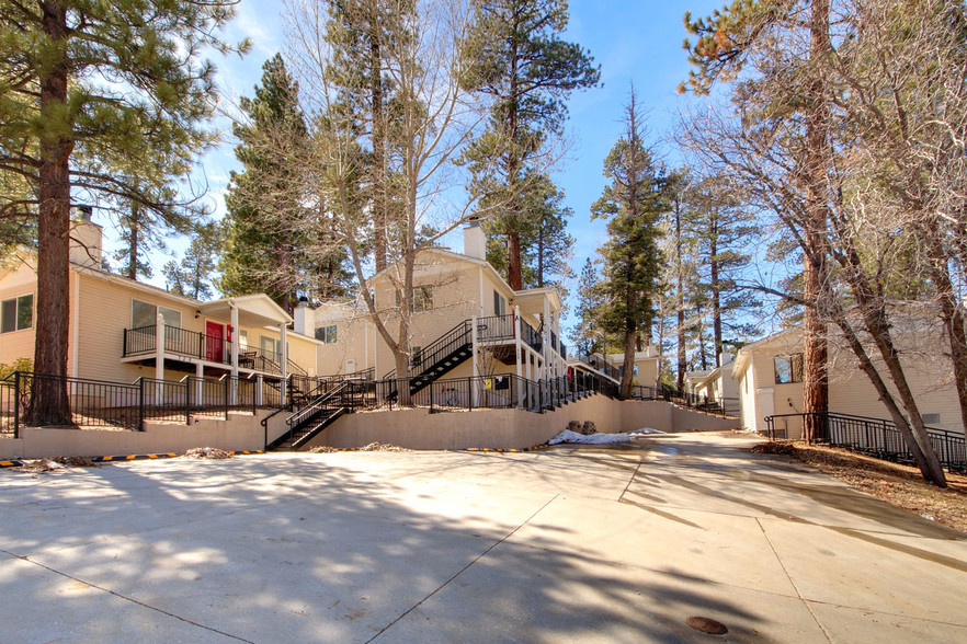 728 Paine Rd, Big Bear Lake, CA à vendre - Photo du bâtiment - Image 1 de 1