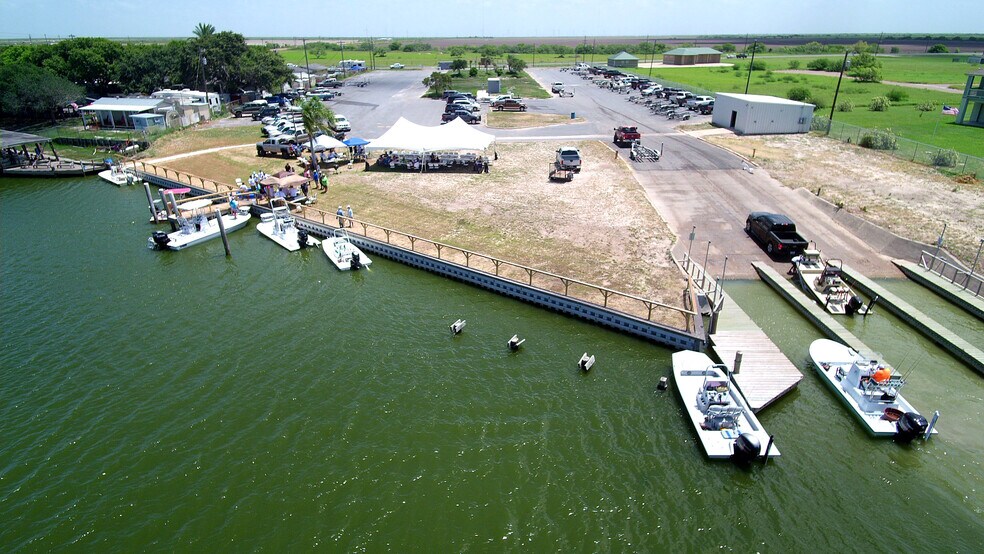 35279 FM2925 Rd, Rio Hondo, TX à vendre - Photo du bâtiment - Image 3 de 6