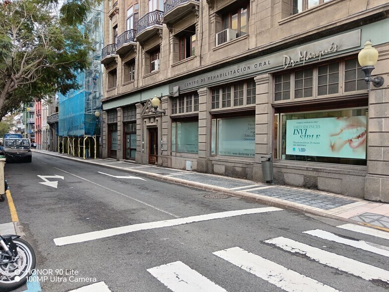 Calle Viera y Clavijo, Las Palmas de Gran Canaria, Las Palmas à louer - Photo du bâtiment - Image 2 de 21