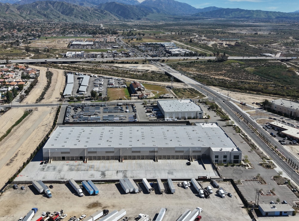 27400 5th St, Highland, CA for lease Building Photo- Image 1 of 11