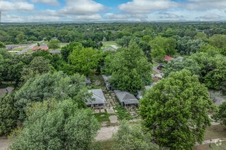 312 N Creek St, Holdenville, OK - Aerial  map view - Image1
