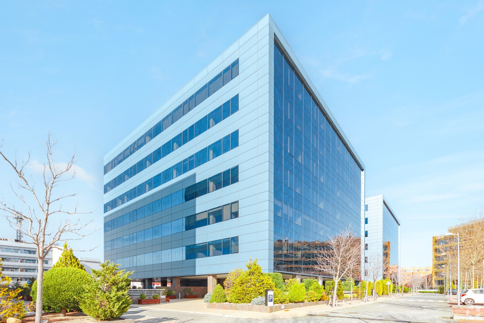 Calle Federico Mompou, 5, Madrid, Madrid for lease Building Photo- Image 1 of 14