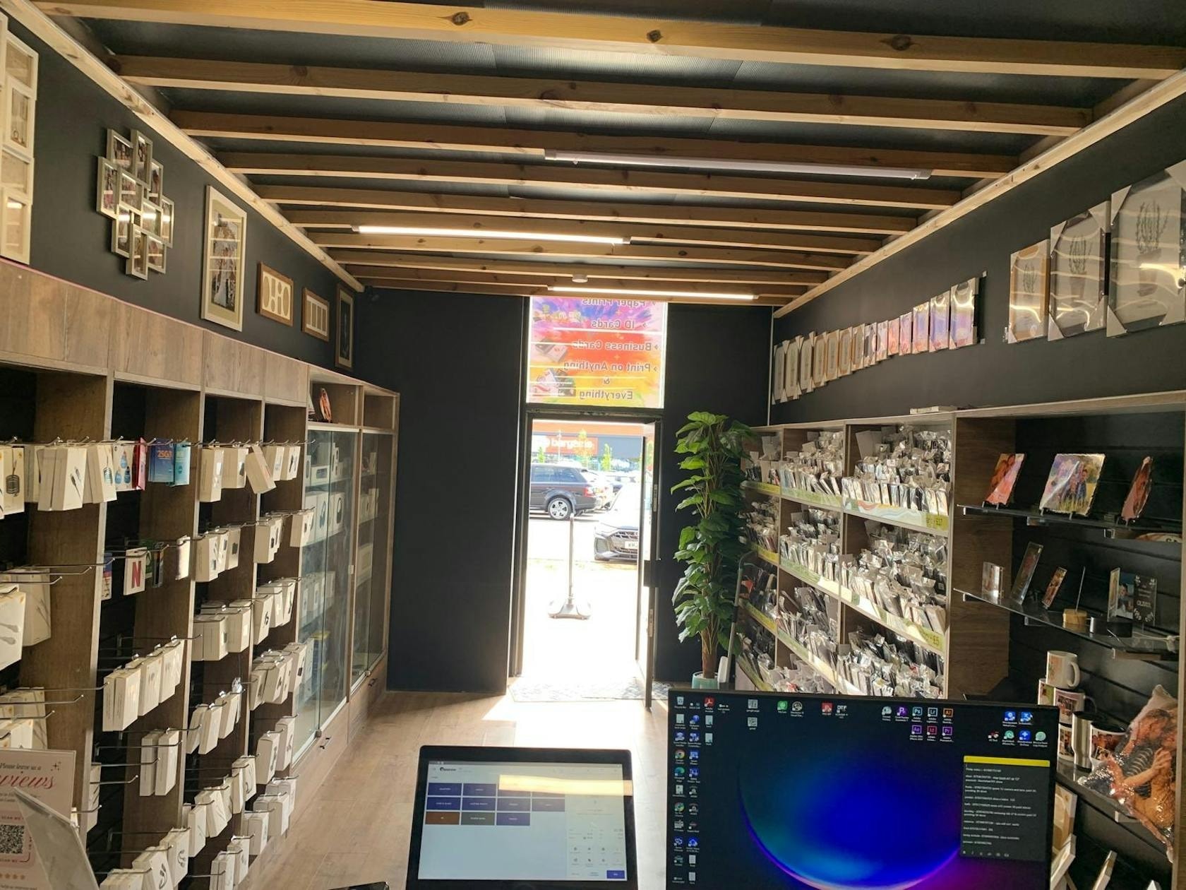 5B Fylands Dr, Bishop Auckland for lease Interior Photo- Image 1 of 4