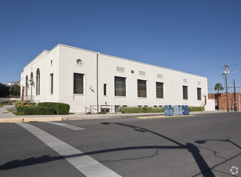 221 E Van Buren Ave, Harlingen, TX à louer - Photo du bâtiment - Image 3 de 7