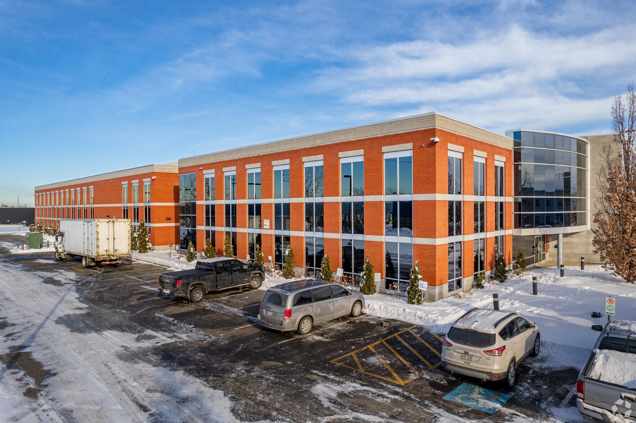 2165 Rue de la Province, Longueuil, QC for sale Primary Photo- Image 1 of 1