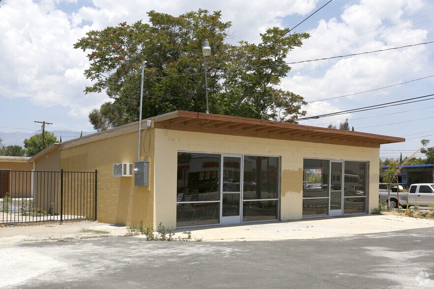 1060 E 6th St, Beaumont, CA for sale - Building Photo - Image 2 of 21