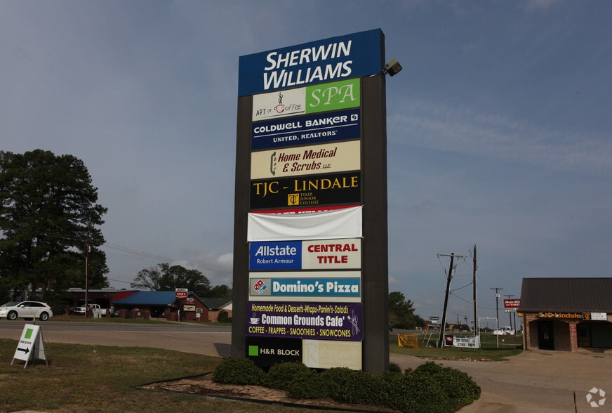 2808 S Main St, Lindale, TX for sale - Building Photo - Image 3 of 3