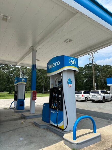 8931 Us-52, Wadesboro, NC à vendre - Photo du bâtiment - Image 2 de 25