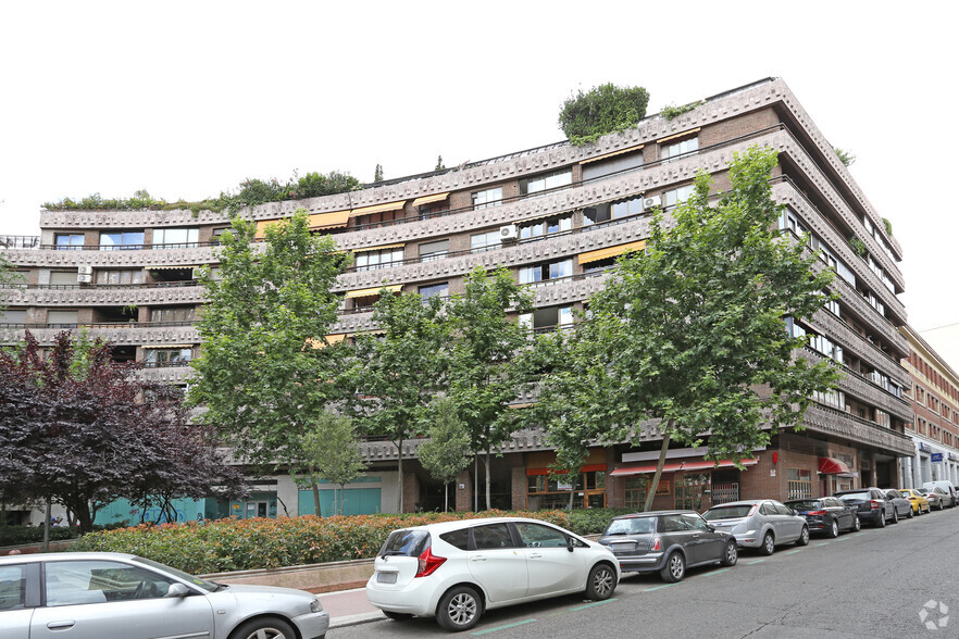 Calle de Bretón de los Herreros, 46, Madrid, Madrid à vendre - Photo principale - Image 1 de 2