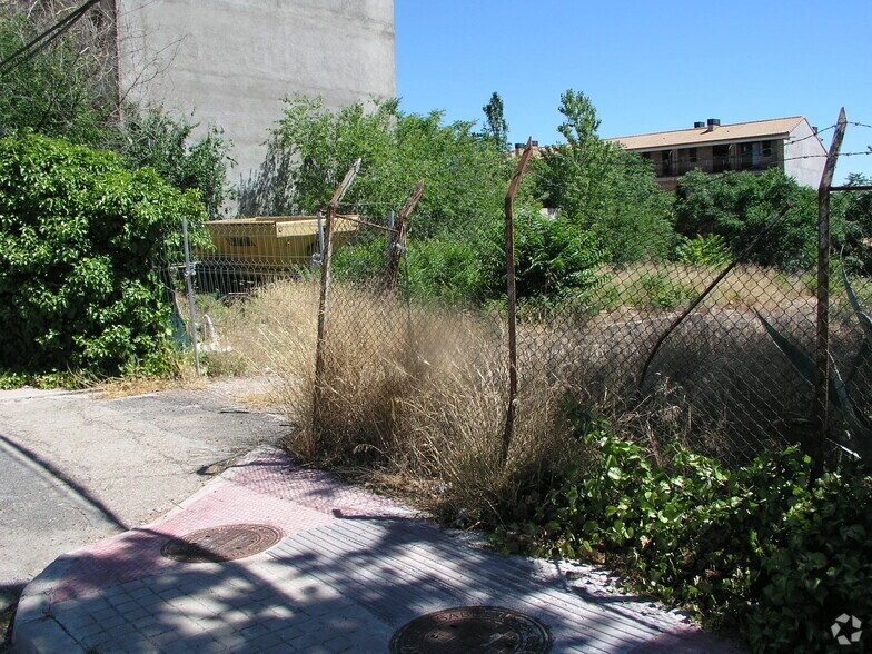 Calle Malacuera, 61, Torrelaguna, Madrid à vendre - Photo du bâtiment - Image 2 de 8
