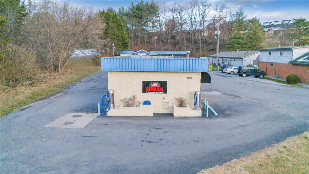 870 Roanoke Rd, Daleville, VA à vendre - Photo du bâtiment - Image 3 de 27