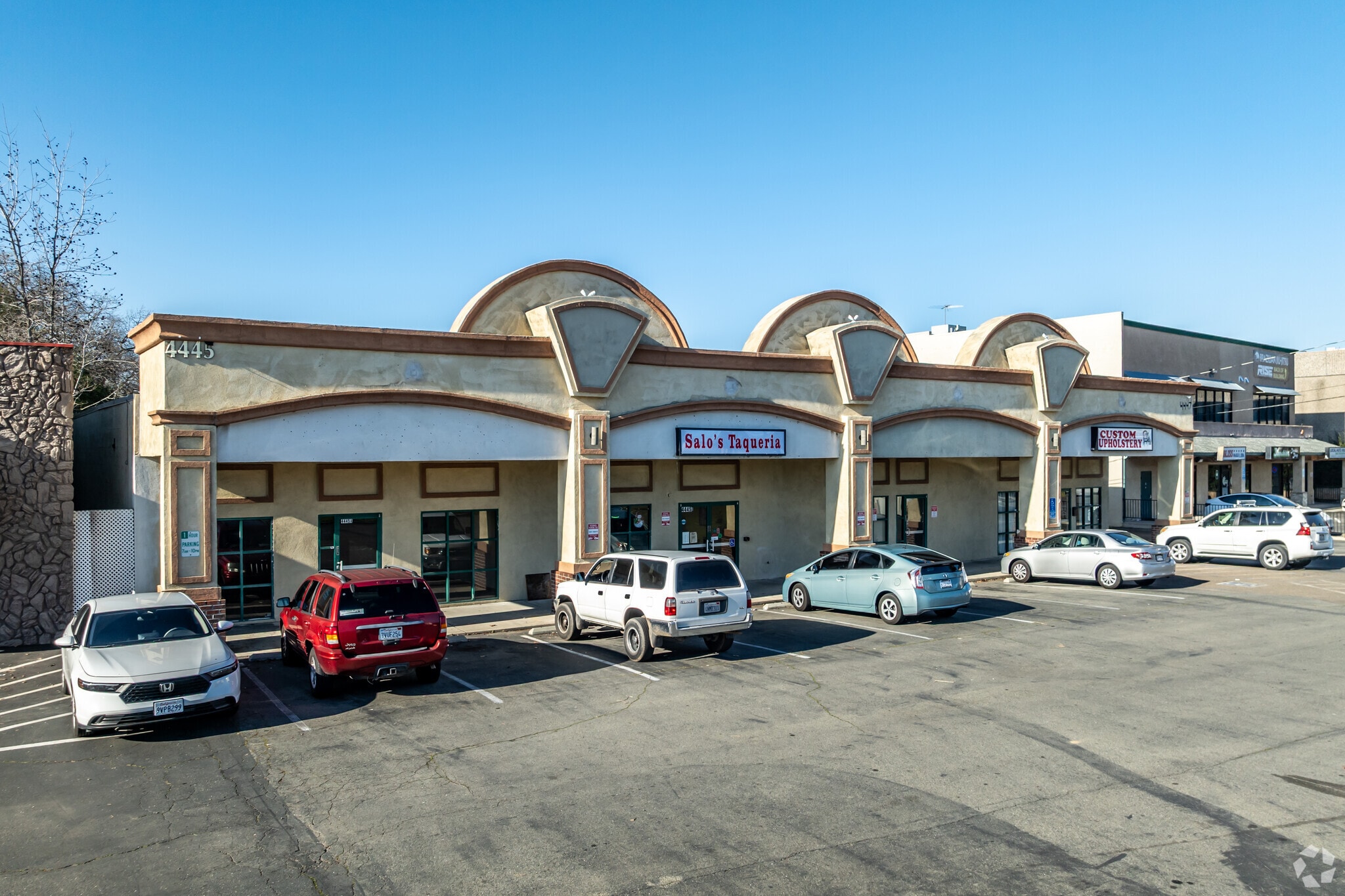 4445-4447 Auburn Blvd, Sacramento, CA for lease Primary Photo- Image 1 of 29
