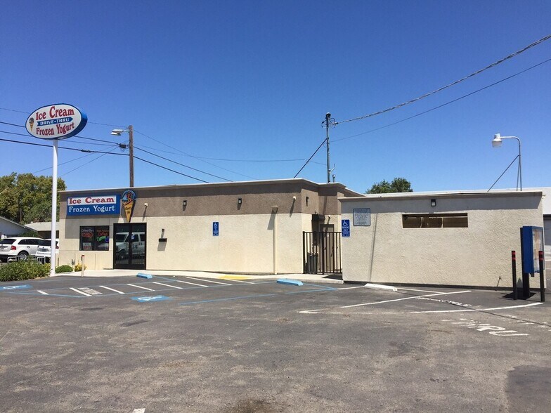 107 W Pacheco Blvd, Los Banos, CA à vendre - Photo du bâtiment - Image 1 de 22