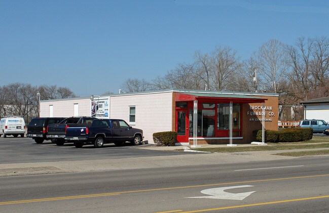 More details for 745 N Bechtle Ave, Springfield, OH - Retail for Sale