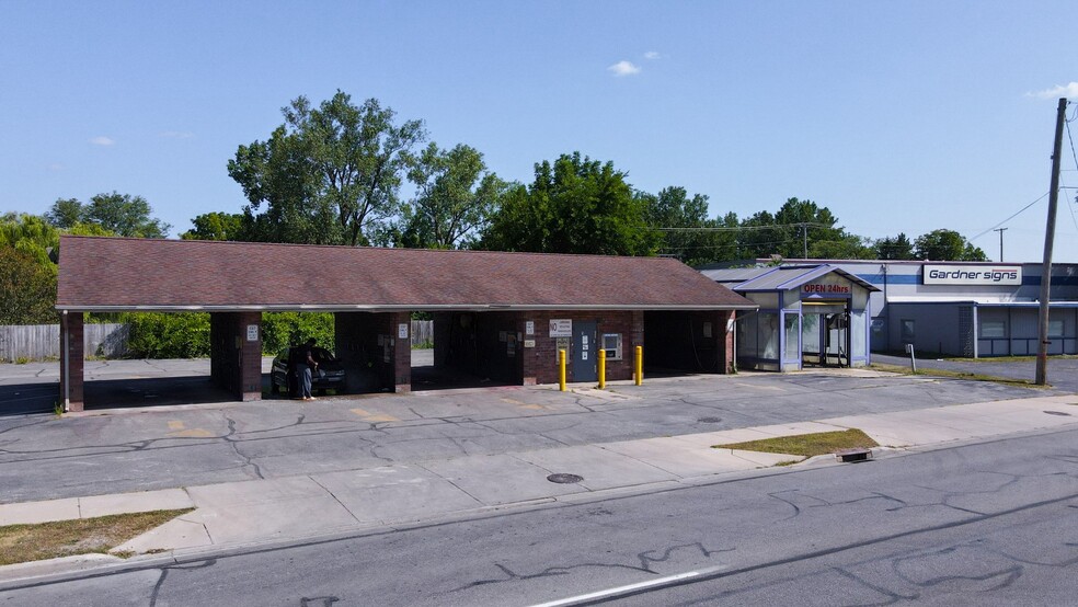 3802 Airport Hwy, Toledo, OH à vendre - Photo du bâtiment - Image 3 de 6