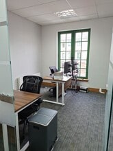 15 Southend Rd, Woodford Green à louer Photo intérieure- Image 2 de 2