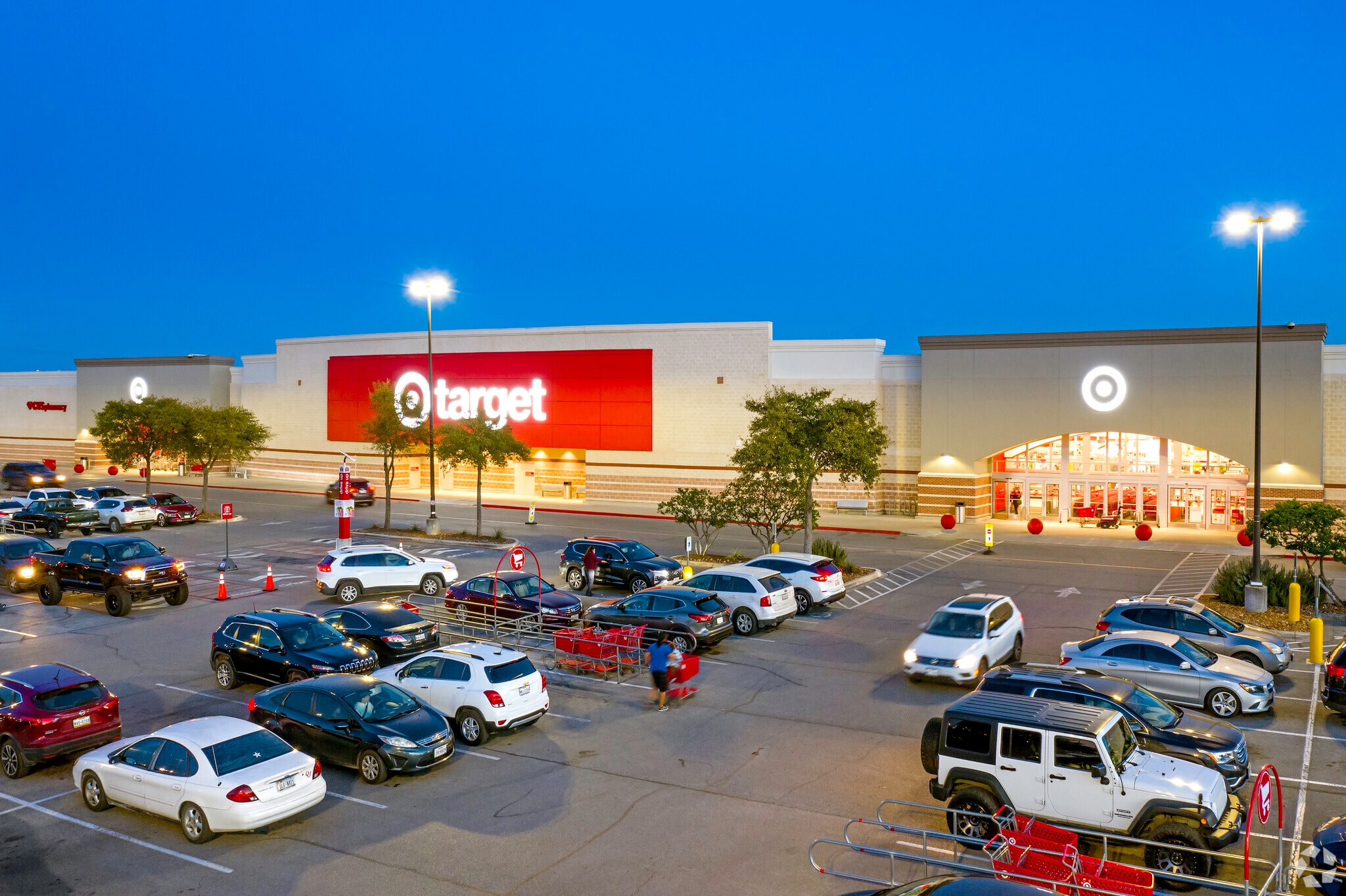 11309-11323 Bandera Rd, San Antonio, TX for lease Primary Photo- Image 1 of 103