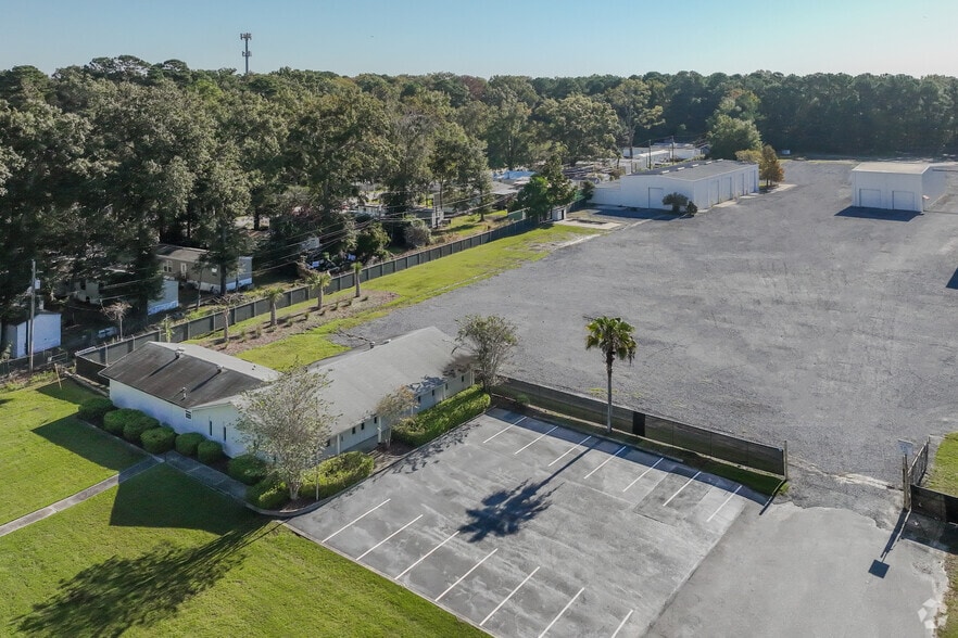 139 Hanniford Dr, North Charleston, SC for lease - Building Photo - Image 1 of 17
