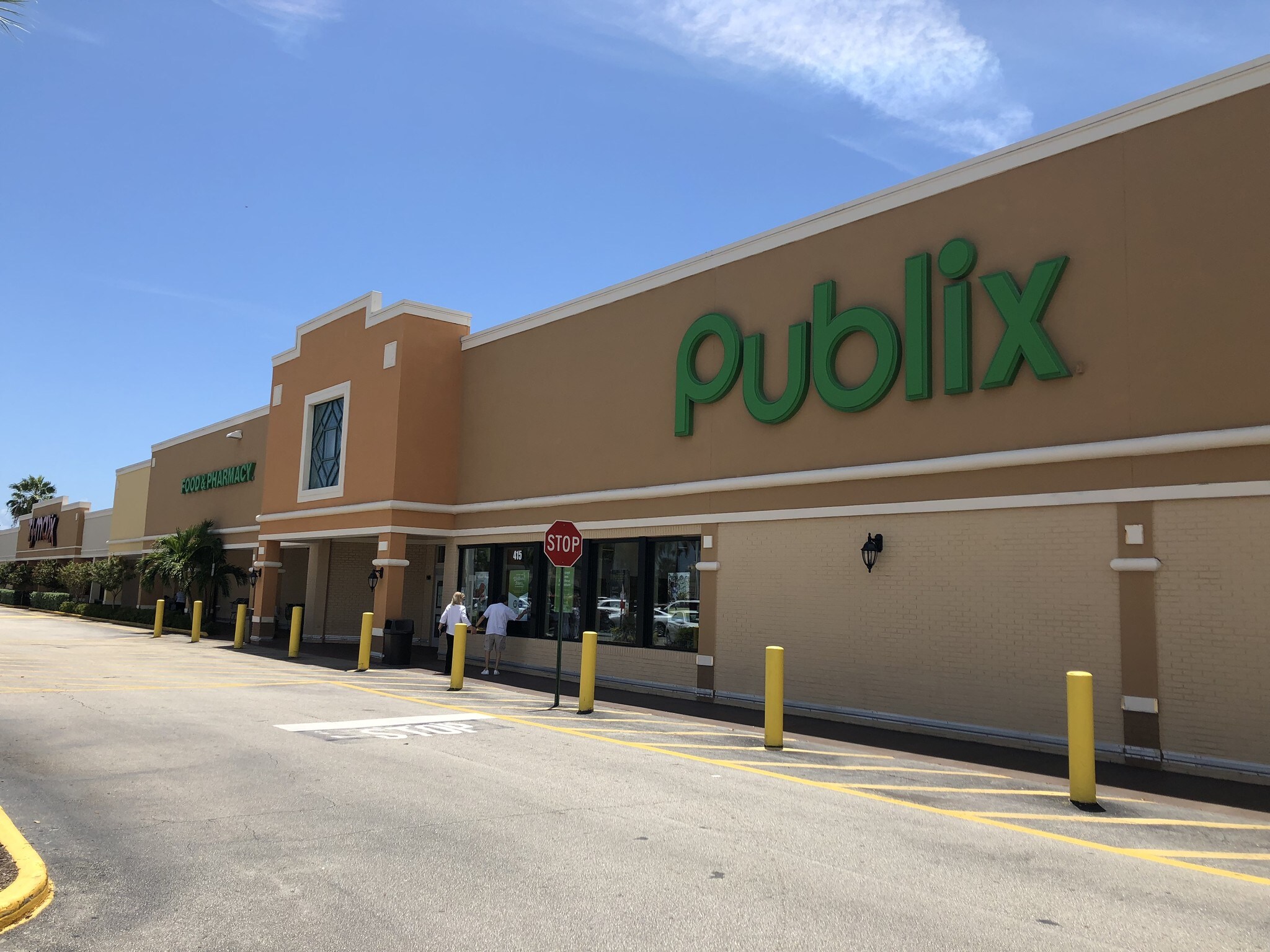 2020-2052 6th Ave, Vero Beach, FL à louer Photo du bâtiment- Image 1 de 4