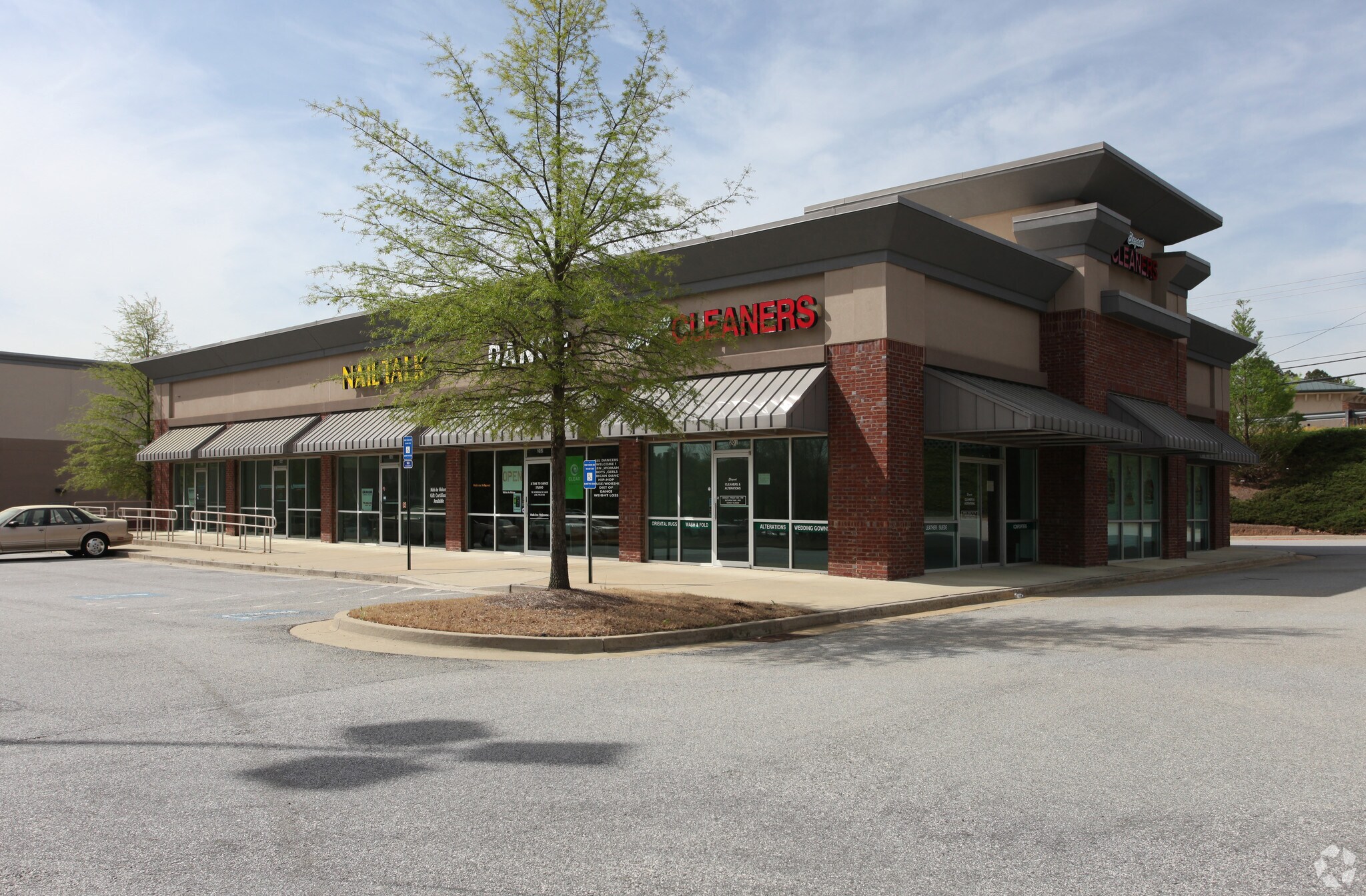 1860 Duluth Hwy, Lawrenceville, GA for lease Primary Photo- Image 1 of 11