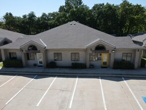 501 E 15th St, Edmond, OK for lease Building Photo- Image 2 of 10