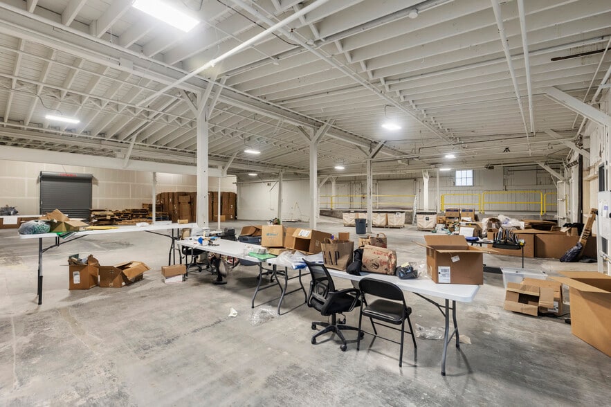35 S Hanford St, Seattle, WA for lease - Interior Photo - Image 2 of 5