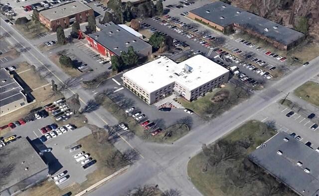 18 Computer Dr E, Albany, NY for lease - Building Photo - Image 2 of 5