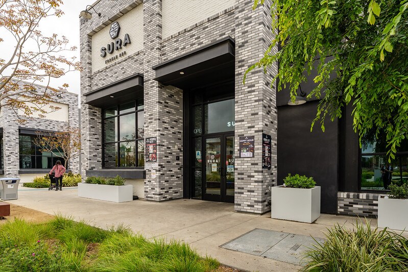 1960 & 1980 Optima portefeuille de 2 propriétés à vendre sur LoopNet.ca - Photo du bâtiment - Image 3 de 10