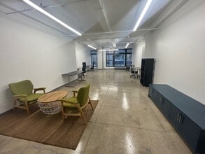 262 W 38th St, New York, NY for lease Interior Photo- Image 1 of 3