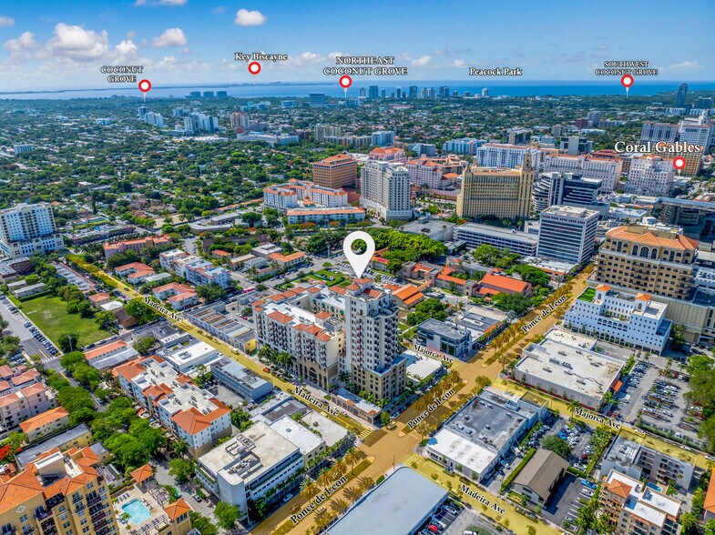 1805 Ponce de Leon Blvd, Coral Gables, FL à vendre - Aérien - Image 2 de 14