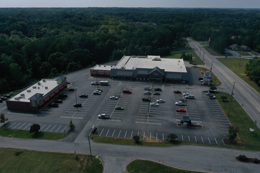 320 N Duncan Byp, Union, SC for lease - Building Photo - Image 1 of 4