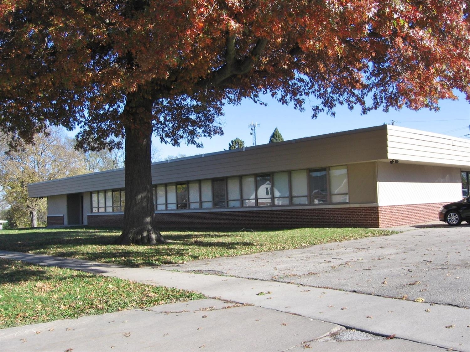 306 S 17th Ave, Marshalltown, IA for sale Primary Photo- Image 1 of 1