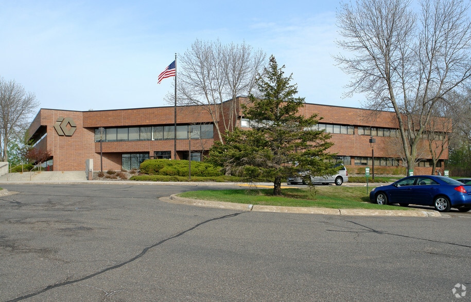 444 E Highway 96, Vadnais Heights, MN à louer - Photo principale - Image 1 de 3