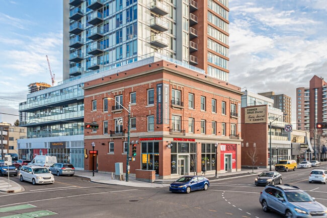 More details for 10141 124th St NW, Edmonton, AB - Retail for Lease