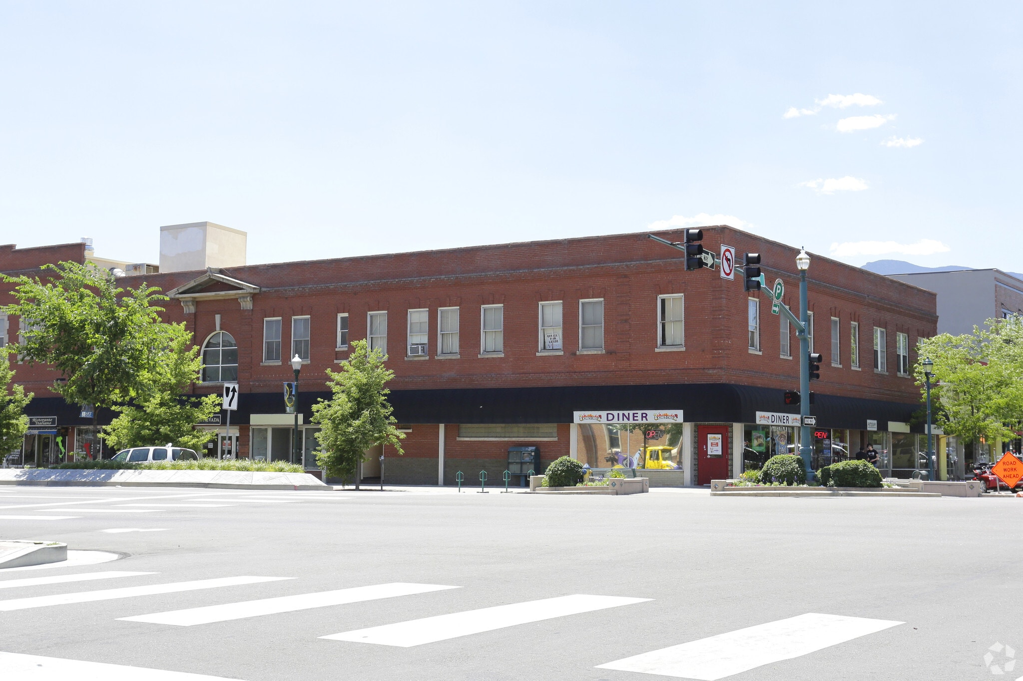 128 N Nevada Ave, Colorado Springs, CO for sale Primary Photo- Image 1 of 9