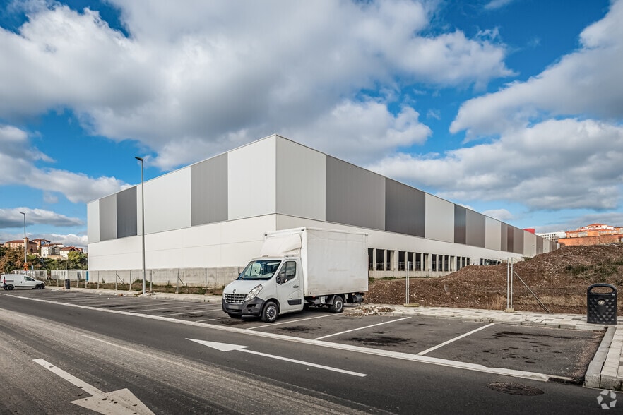 Industriel dans Sestao, Vizcaya à louer - Photo du bâtiment - Image 3 de 3
