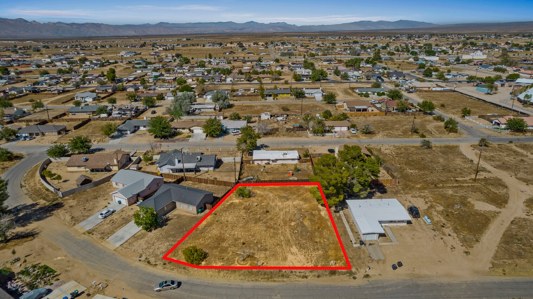8991 Grapewood Ave, California City, CA à vendre Photo du bâtiment- Image 1 de 8