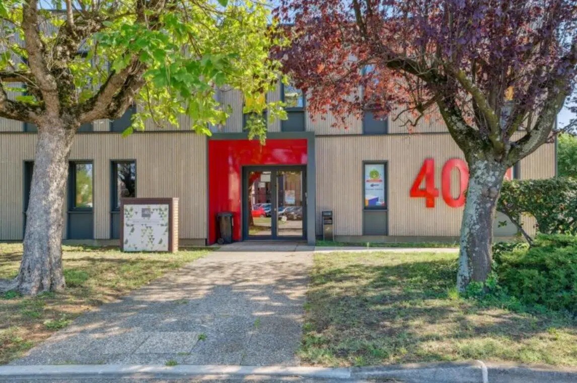 33 Avenue Du Docteur Georges Lévy, Vénissieux à louer Photo du bâtiment- Image 1 de 6