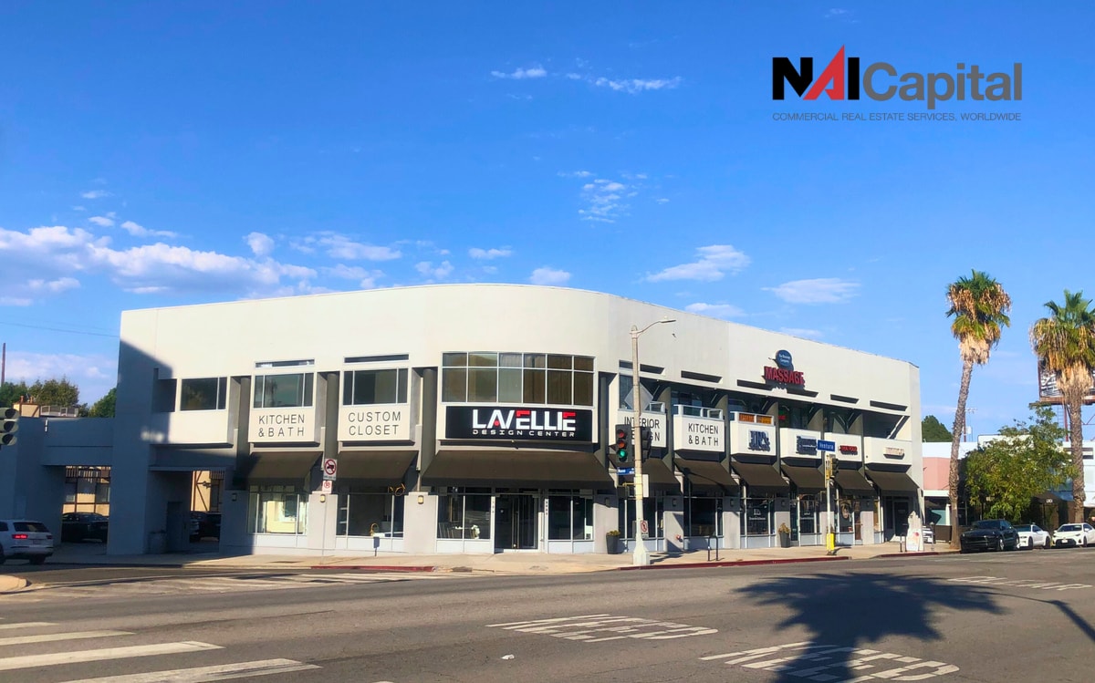 15053 Ventura Blvd, Van Nuys, CA for lease Building Photo- Image 1 of 2