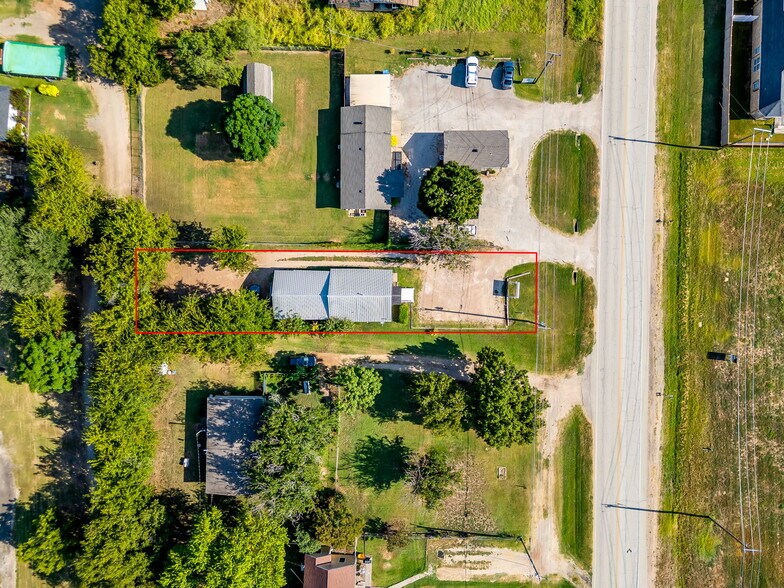 1504 Bus Rte 1187, Crowley, TX à vendre - Photo du bâtiment - Image 2 de 15