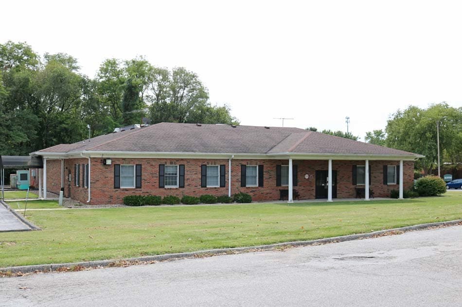 28 N 64th St, Belleville, IL for sale Primary Photo- Image 1 of 4