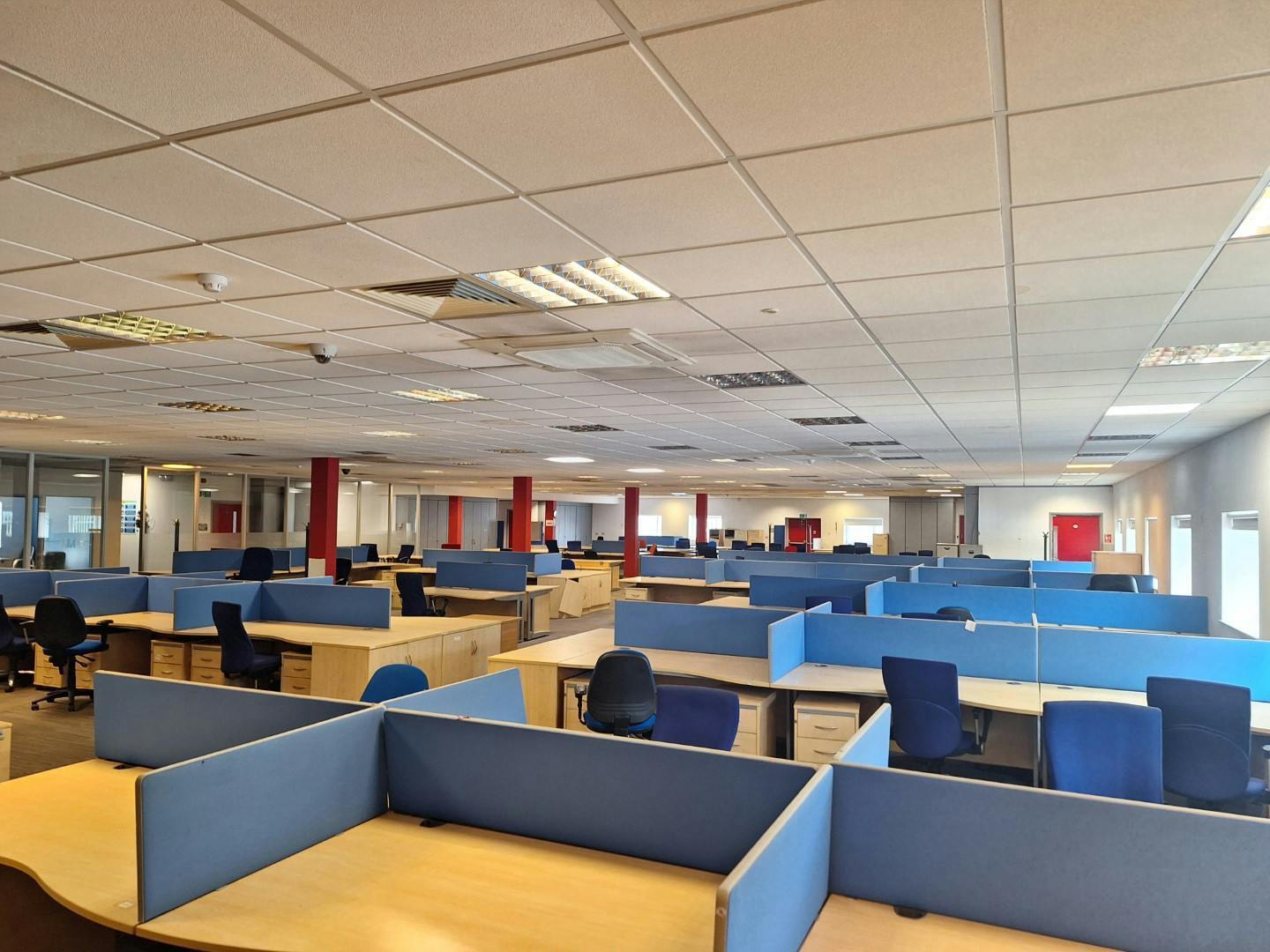 Hazelbottom Rd, Manchester à louer Photo du bâtiment- Image 1 de 12