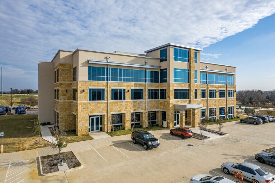 245 W SH 114, Southlake, TX à louer - Photo du bâtiment - Image 3 de 17