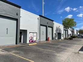 Hialeah I-75 Frontage Warehouse/Flex 1,800sf - Automotive Property