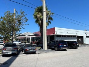 111 SW 33rd St, Fort Lauderdale, FL for lease Building Photo- Image 2 of 13