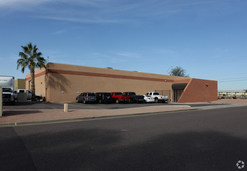 205 W Deer Valley Rd, Phoenix, AZ for sale - Primary Photo - Image 1 of 3