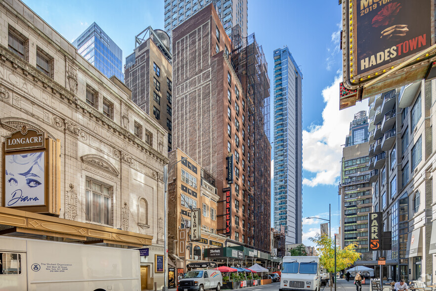 234 W 48th St, New York, NY for sale - Building Photo - Image 1 of 1