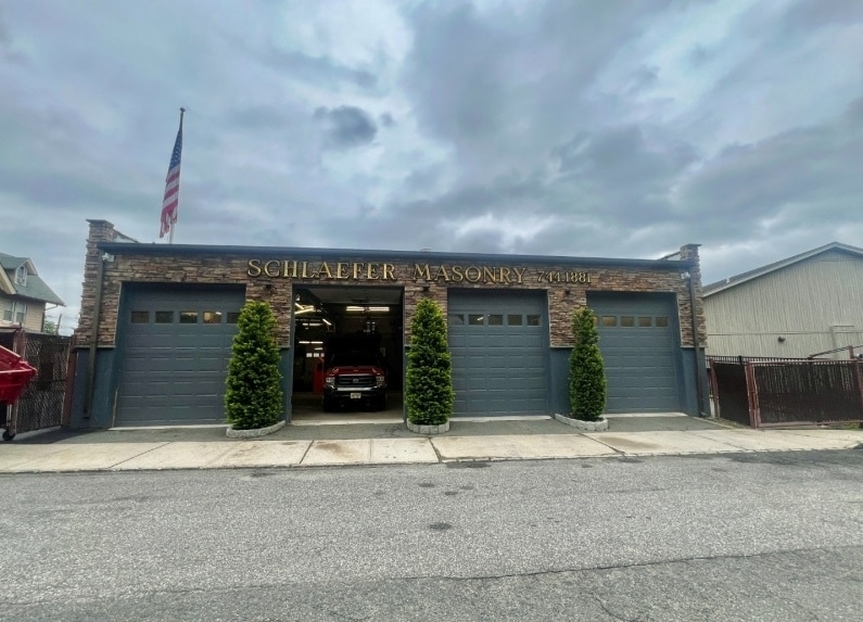 328 Orange Rd, Montclair, NJ à louer - Photo du bâtiment - Image 2 de 2