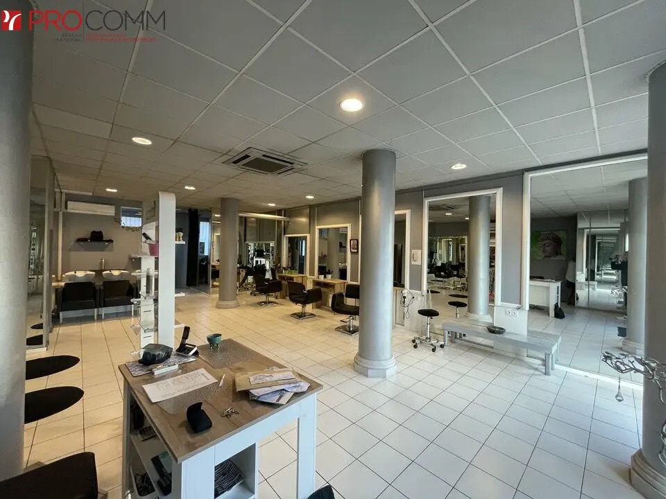 Commerce de détail dans Nîmes à louer Photo intérieure- Image 1 de 9