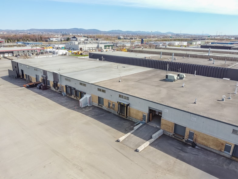 2435 Av Watt, Québec, QC for lease - Building Photo - Image 3 of 7